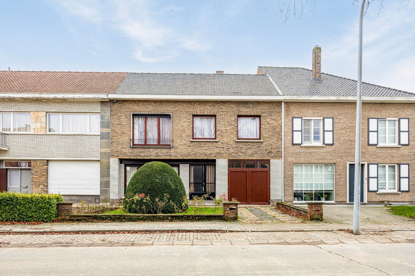 Stevige gezinswoning met 4 slpk in centrum Oudenaarde 