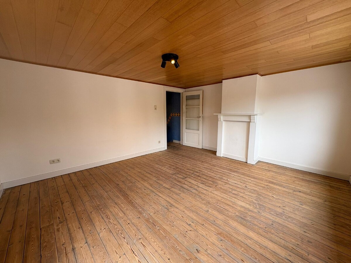 Woning met 2 slaapkamers en garage te Koekelare 