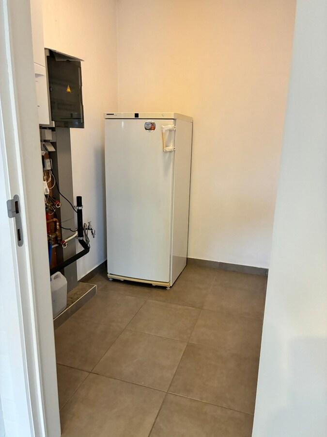 Gelijkvloers appartement mét ruim terras en garage 