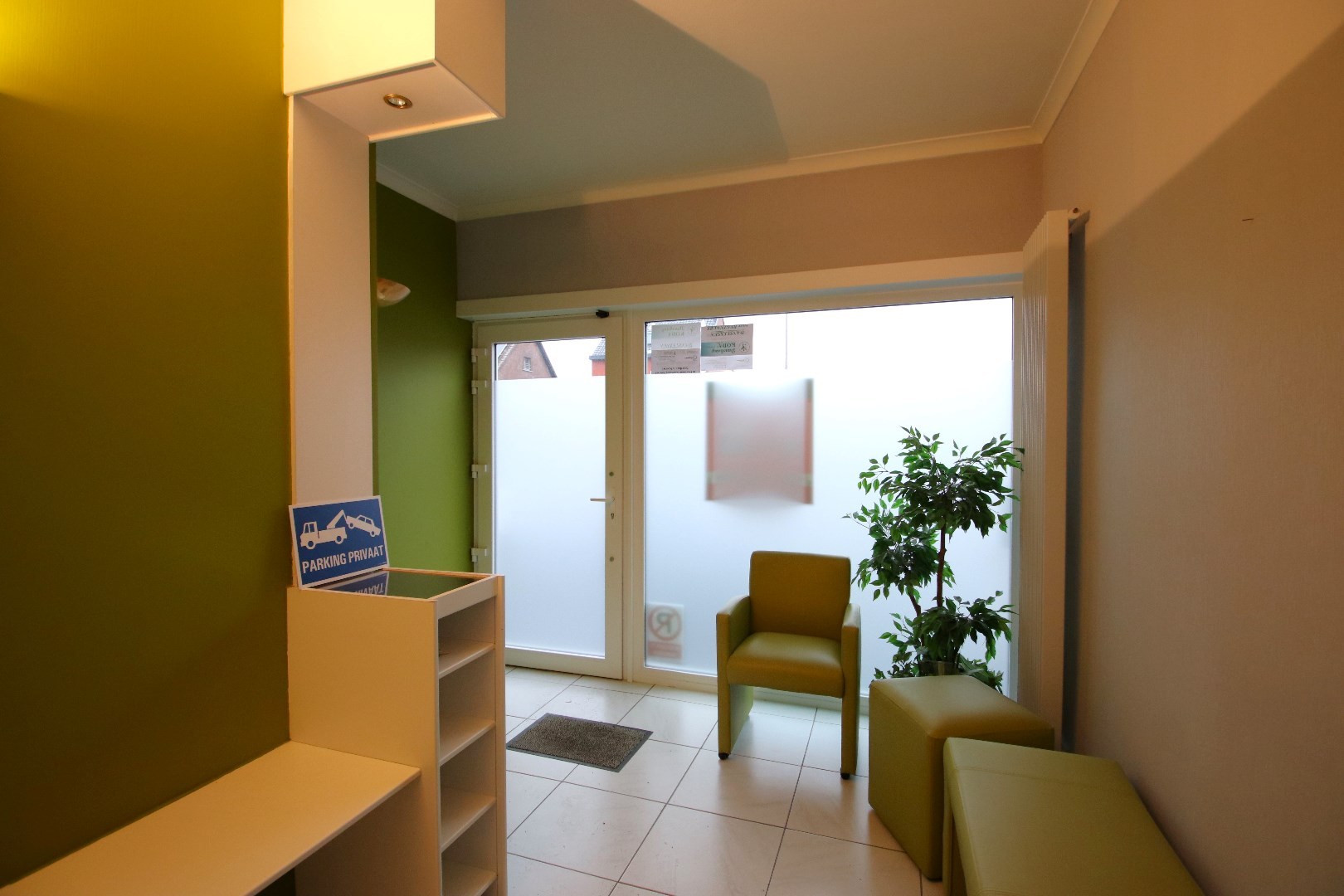 Goed gelegen handelsruimte te huur in Beringen! 