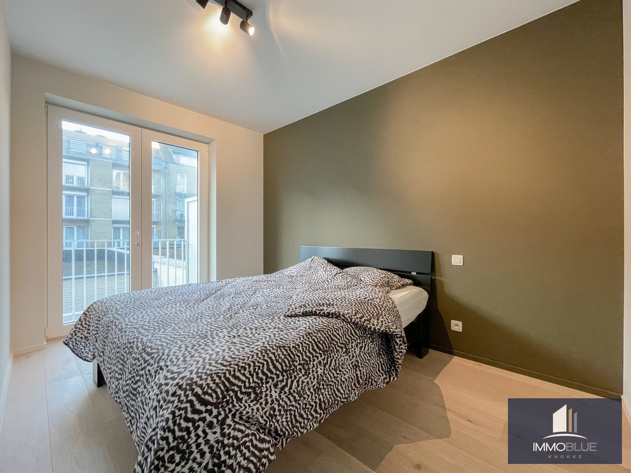 Appartement neuf avec terrasses situé sur l' avenue Paul Parmentier. 