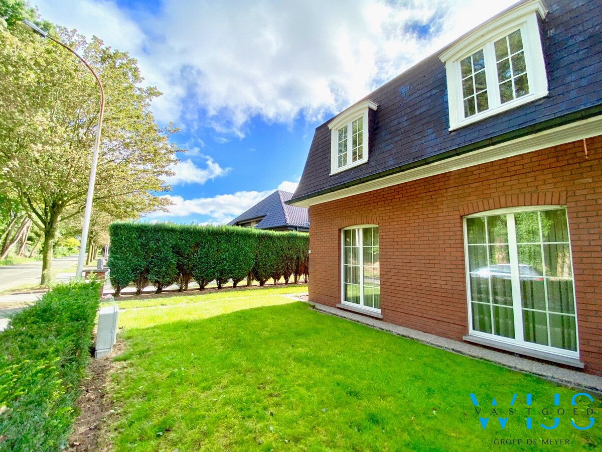 Gezinswoning op TOPLIGGING te Evergem ! 
