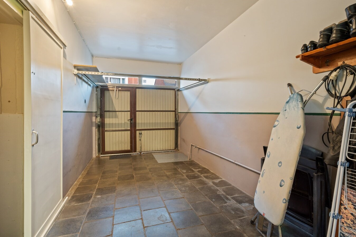 Degelijk gebouwde woning met drie ruime slaapkamers 