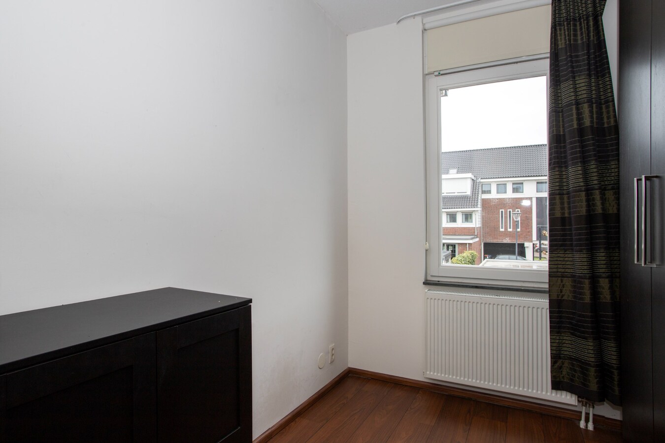 Moderne en royale tussenwoning – instapklaar en energiezuinig! 