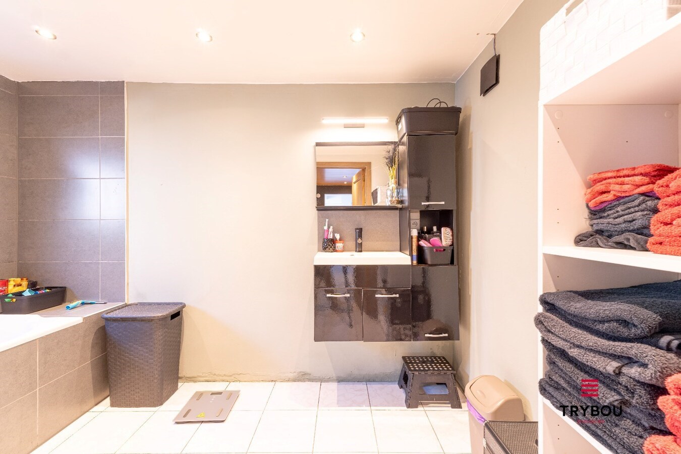 Zeer ruime gezinswoning in het centrum van Houthulst 