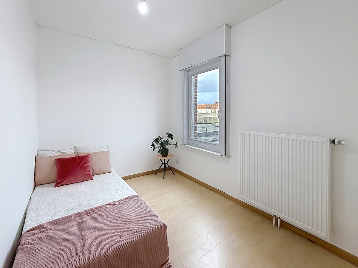 Gezellige gerenoveerde rijwoning met 3 slaapkamers in Kortrijk 