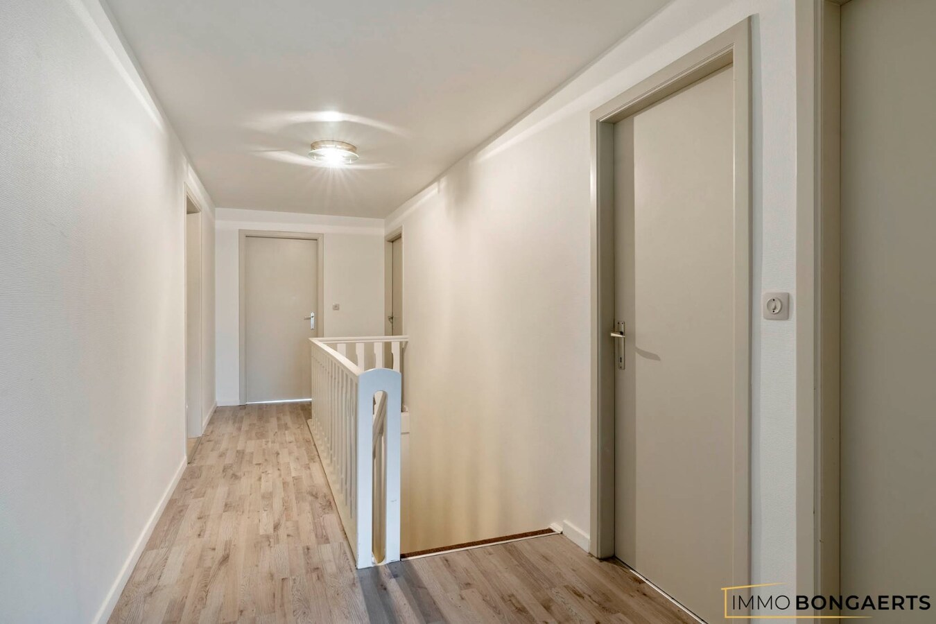 Ruime gezinswoning met 4 slaapkamers 