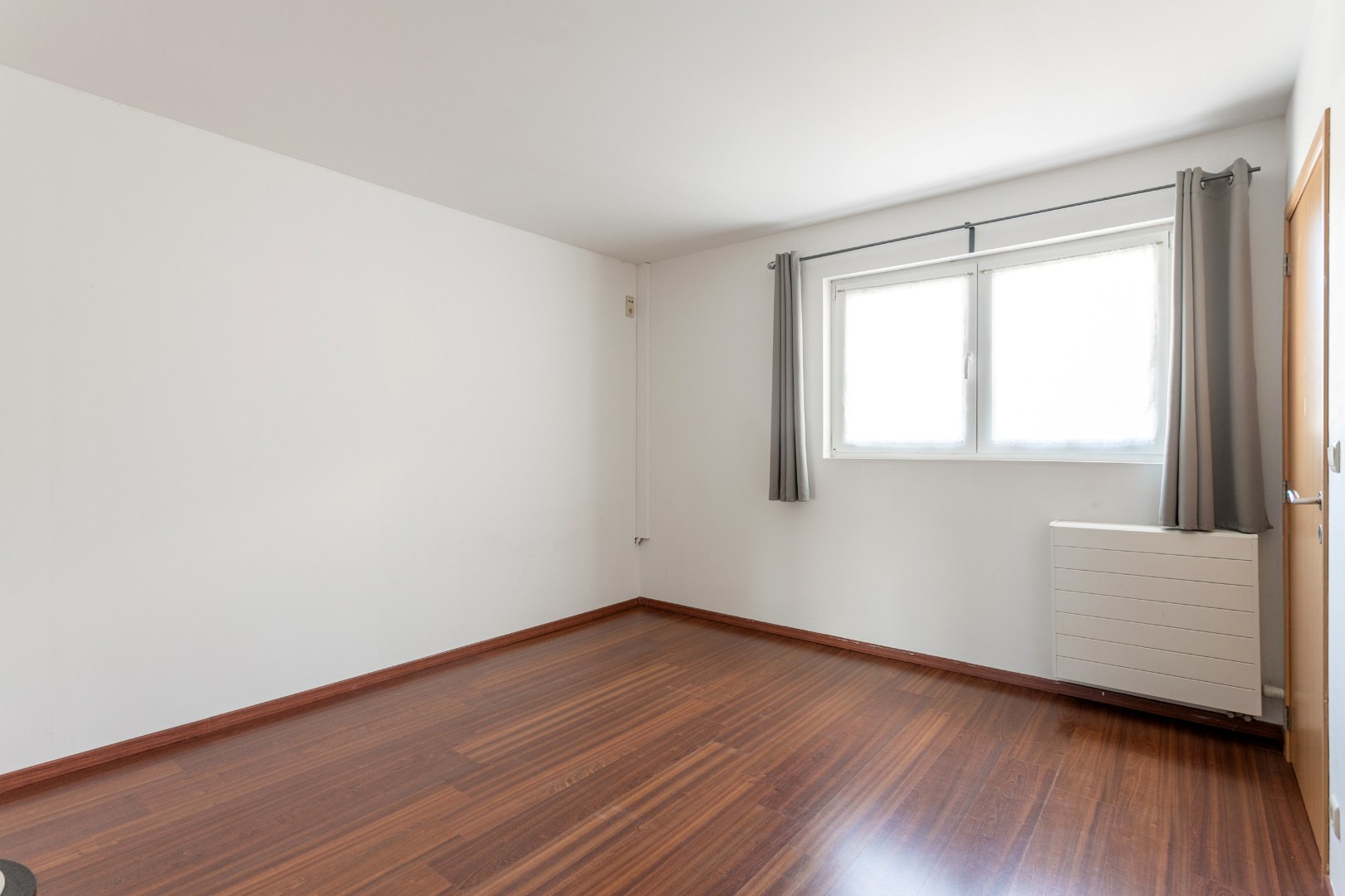 Recente woning (EPC B) met 5 slaapkamers en tuin te Vollezele 