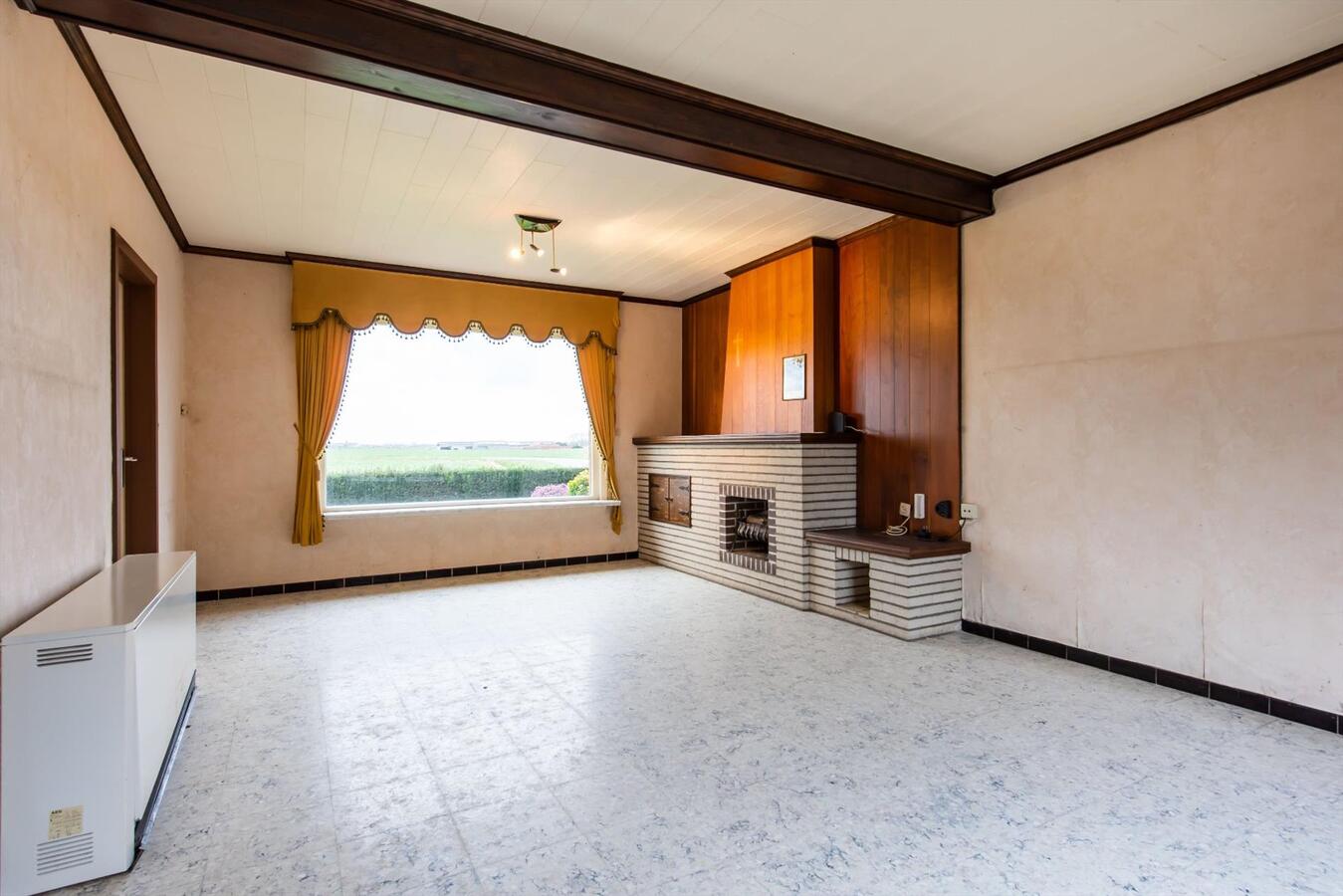 Landelijk gelegen woning met bijgebouwen op 9070m² 