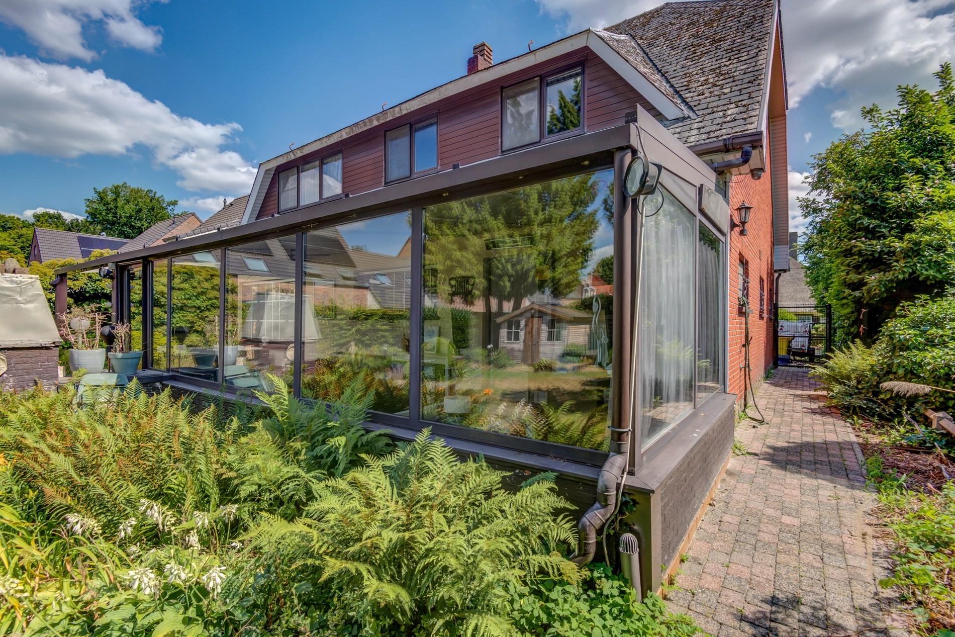 Ruime villa met 4 slaapkamers – renovatieproject met potentieel! 