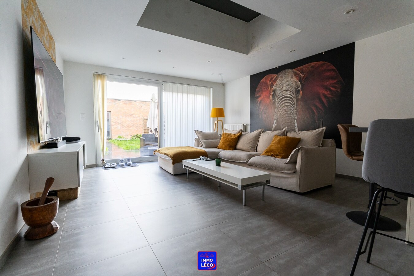 Maison rénovée avec jardin et garage, beaux volumes ! 