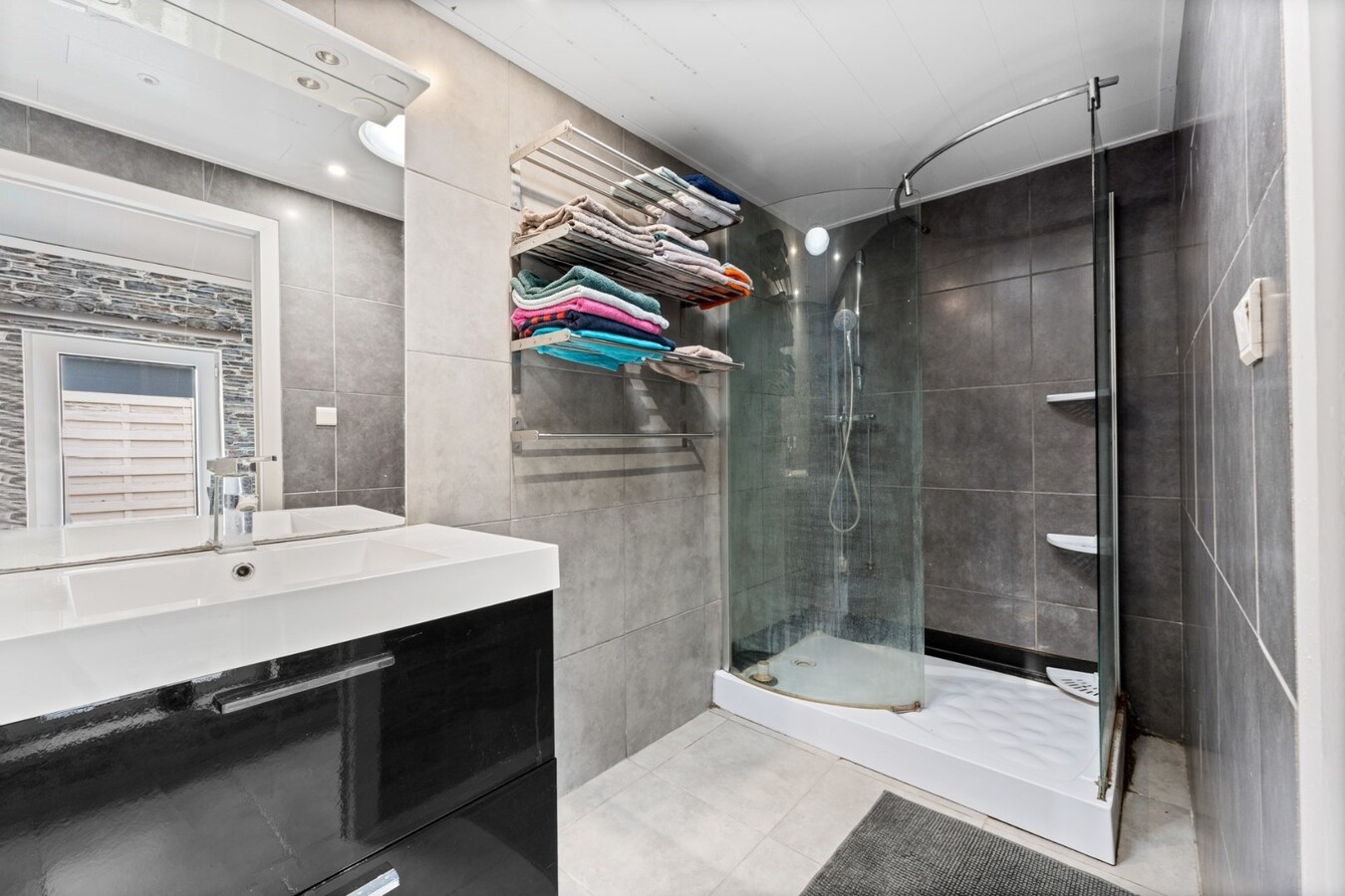 Woning met 4 slaapkamers en garage te Koekelare 