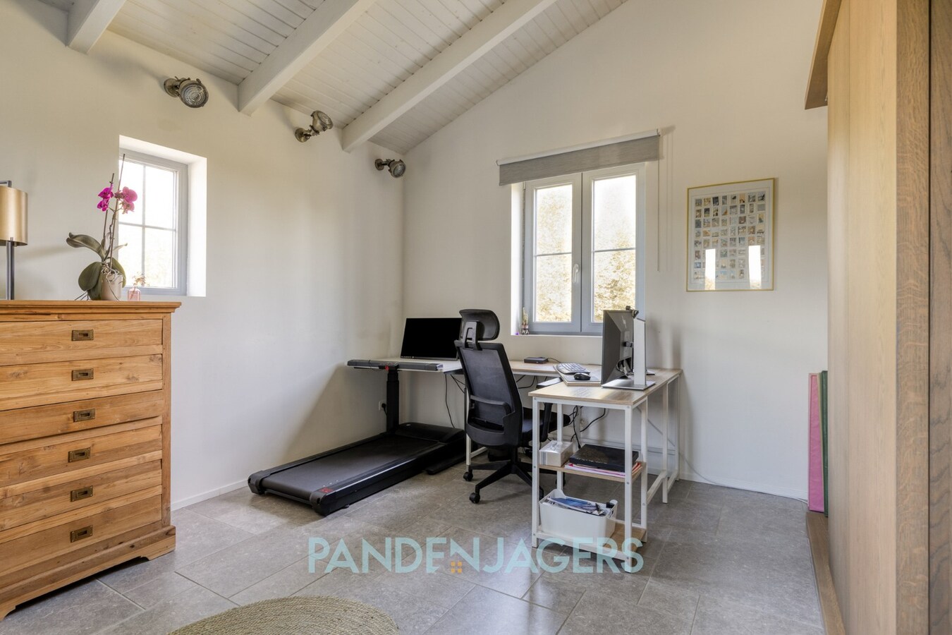 Exclusieve villa op uitzonderlijk perceel van 10.804 m² te Berlaar 