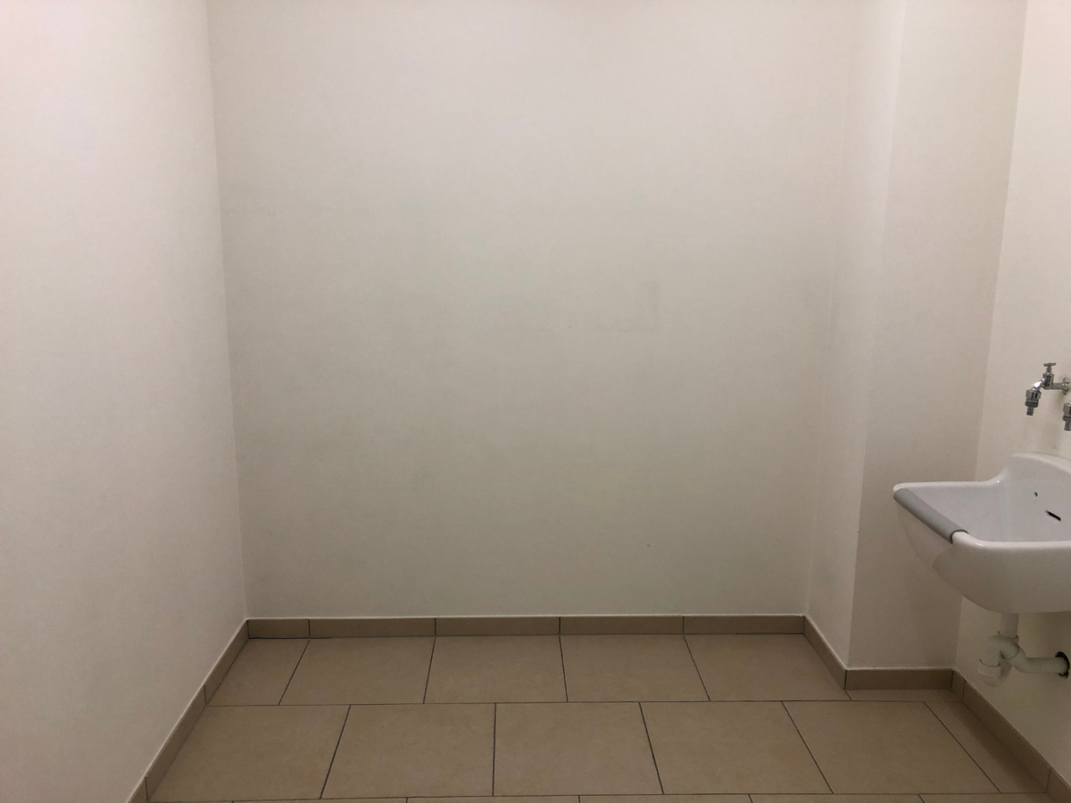 Bijzonder ruim 2-slpk-luxeappartement in centrum De Pinte 