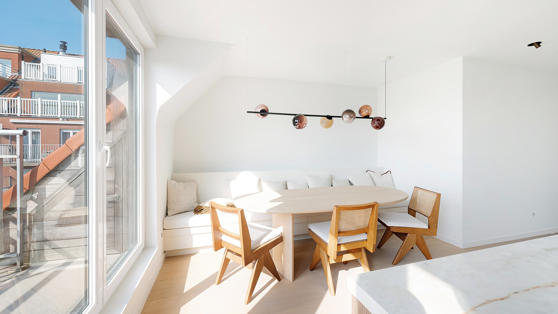 Magnifique appartement duplex rénové avec 3 chambres à vendre à Knokke 