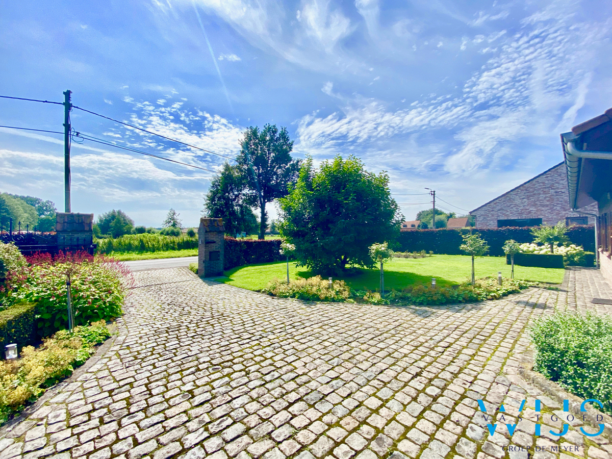 Prachtig landelijk woonhuis te WACHTEBEKE! 