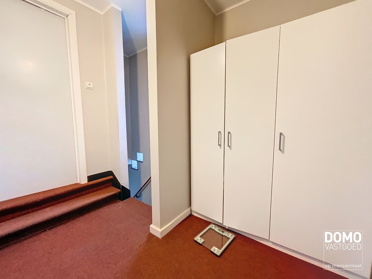 Half open bebouwing met 3 slaapkamers te Herk-de-Stad - 161m² 