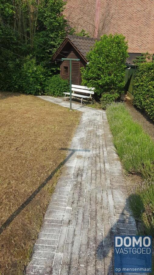 Ruime gelijkvloerse gezinswoning met 2 slaapkamers gelegen te Tuilt-Kuringen 