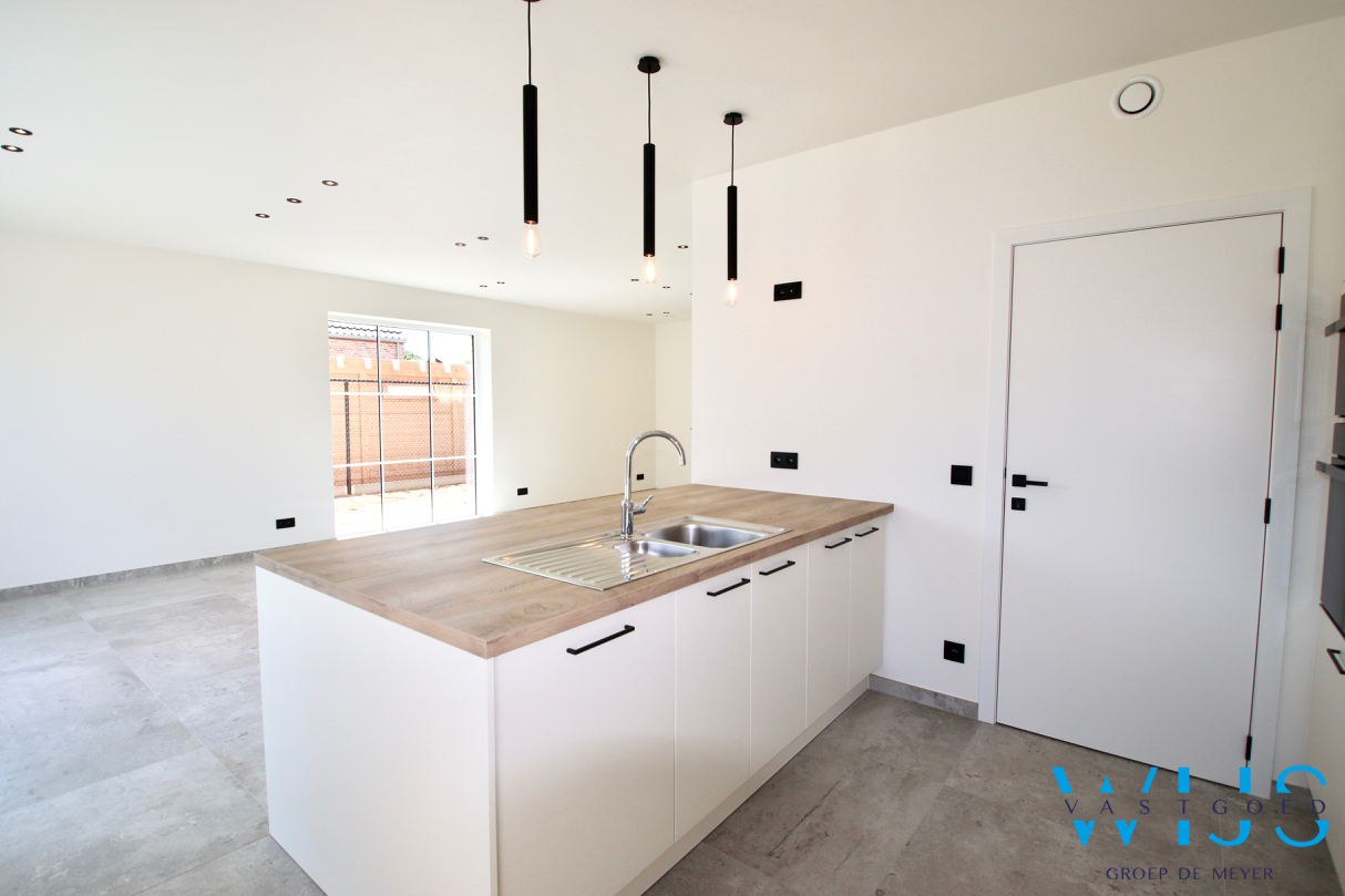 Prachtige nieuwbouwwoning te ERTVELDE ! 