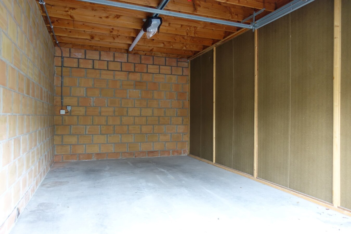 Garagebox op uitstekende ligging te Sint-Andries 