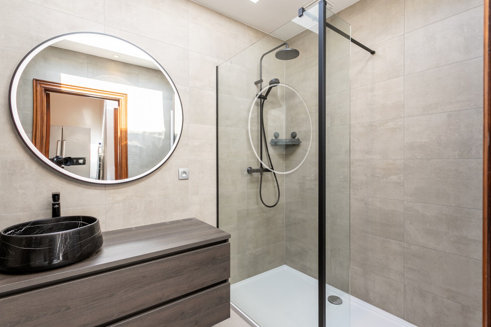 Instapklare woning met 2-3 slpk en tuin 