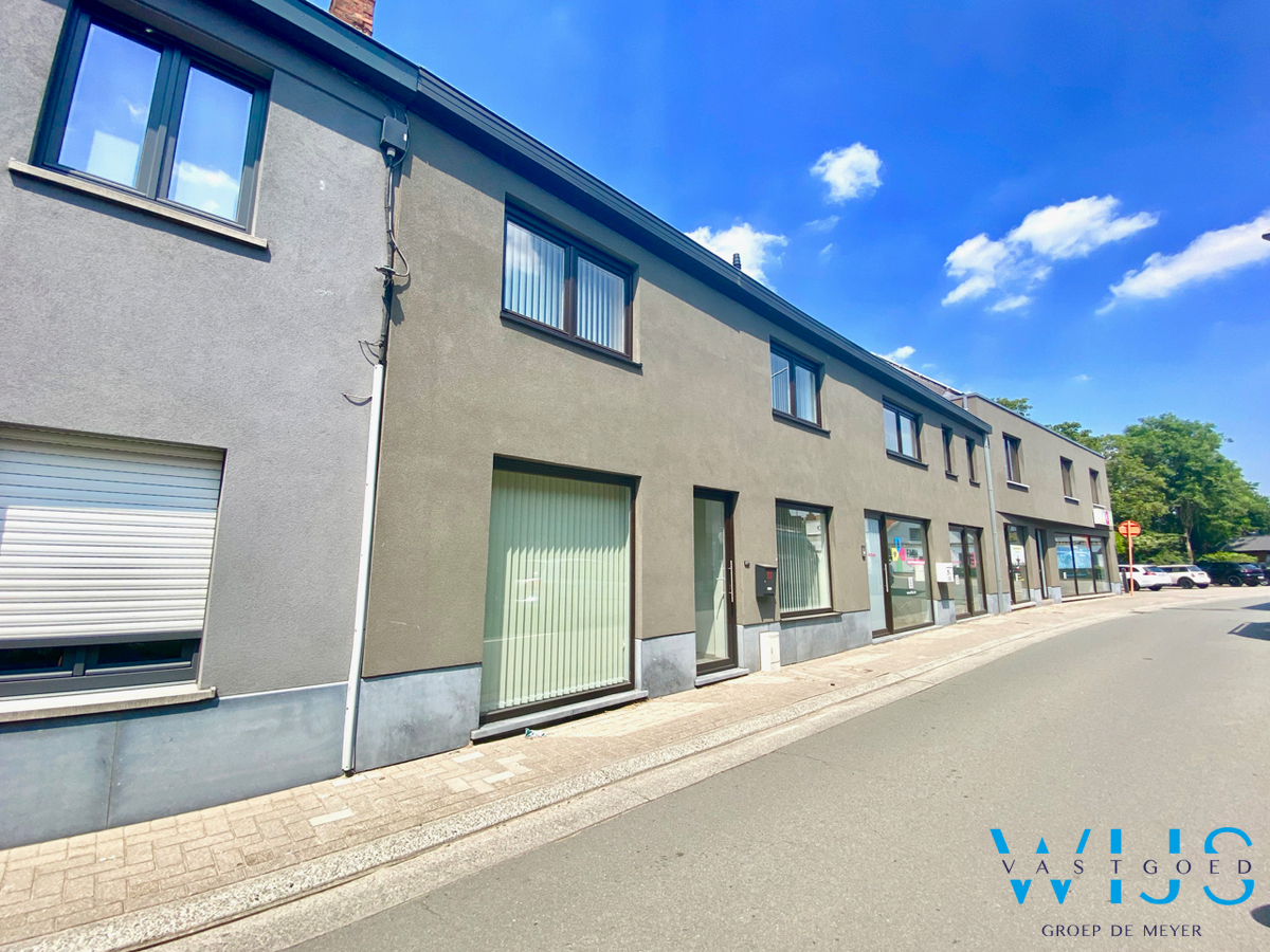 Modern woonhuis met 3 slaapkamers te Kluizen! 