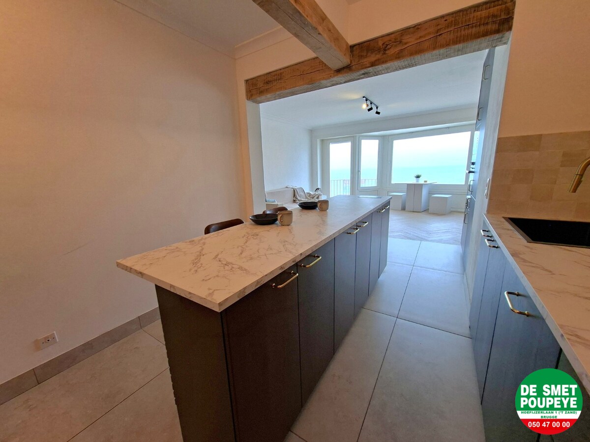 Prachtig gerenoveerd appartement op de zeedijk 