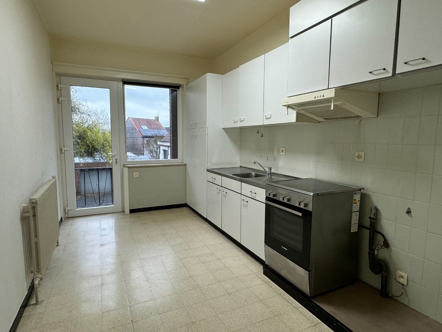 Ruim appartement (150 m²) op de eerste verdieping. 