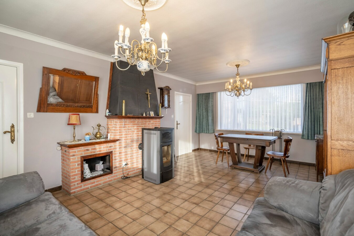 Te renoveren woning op ideale locatie 