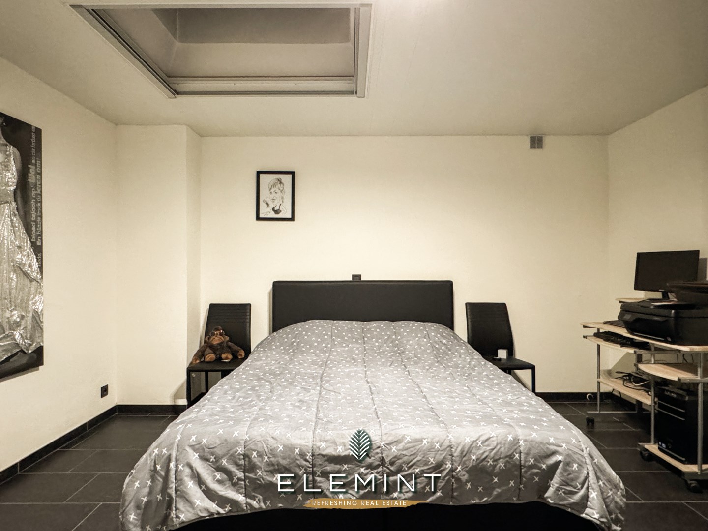 Gerenoveerd gelijkvloers appartement op 50 meter van het strand 