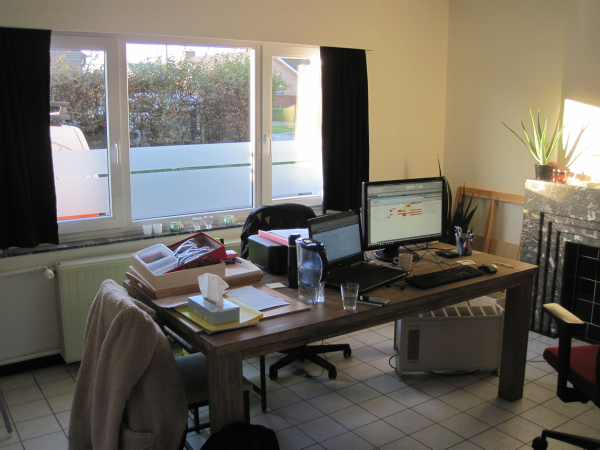 Degelijke én gezellige woning. Met tuin en met garage. 