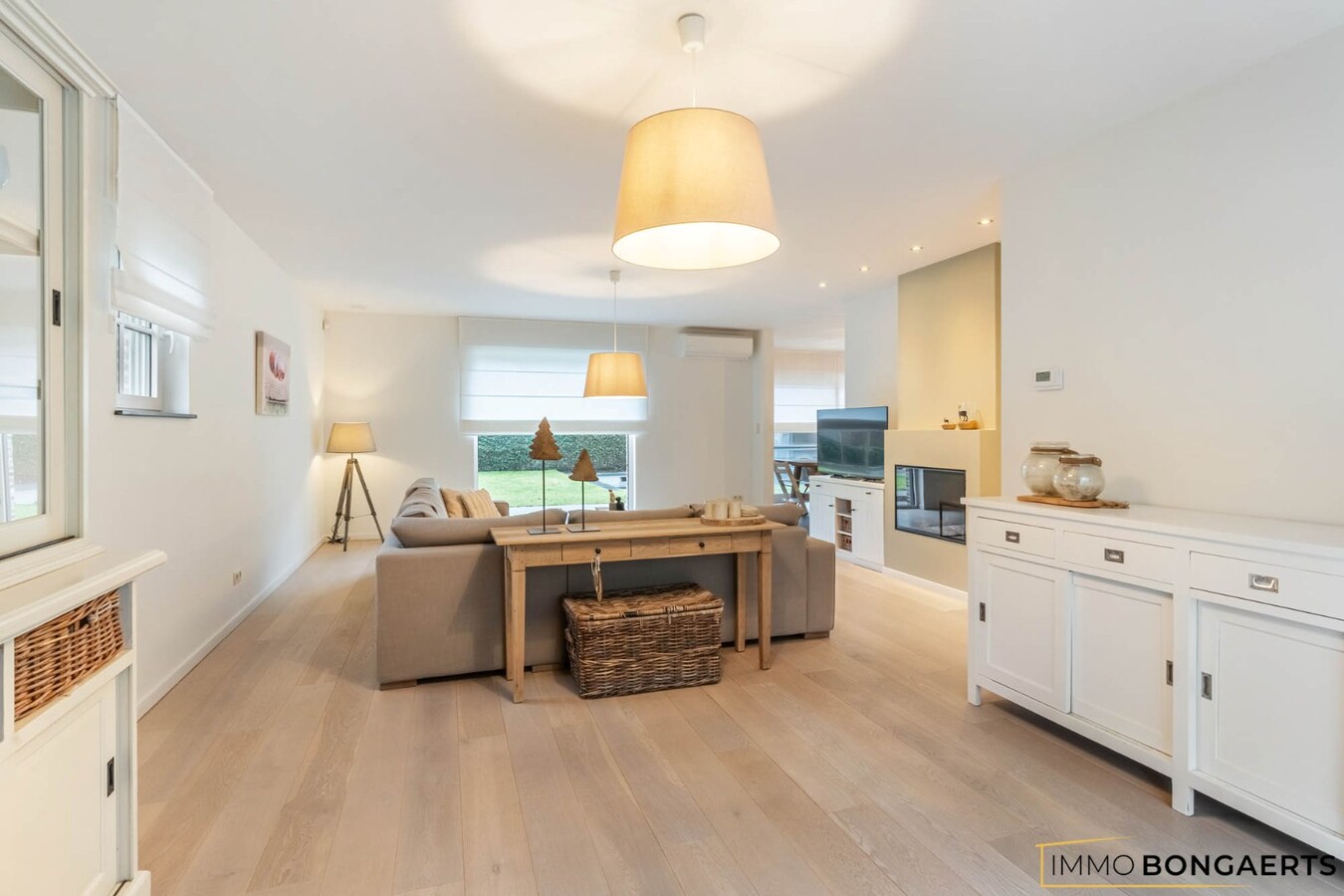 Prachtig afgewerkte woning met praktijkruimte 