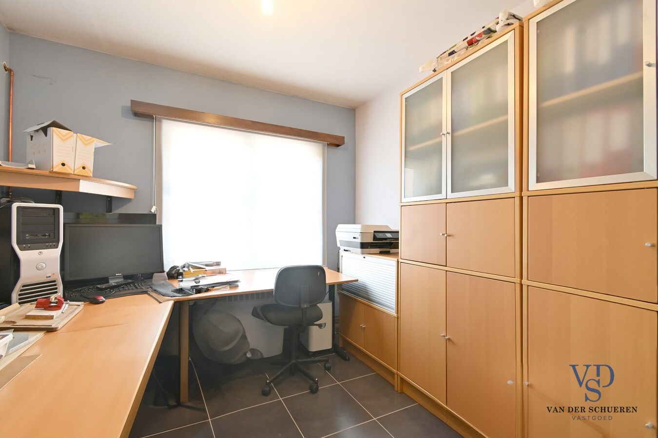 Halfopen woning in het groene Dikkelvenne 