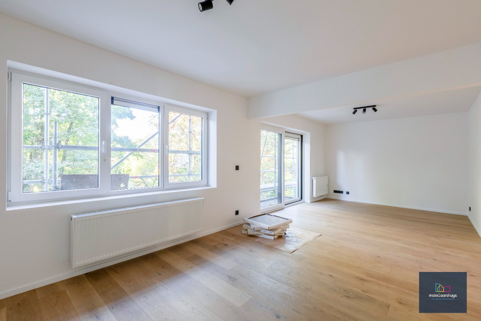 Uniek 3 slpk. appartement  met terras  nabij station Gent-Sint-Pieters 