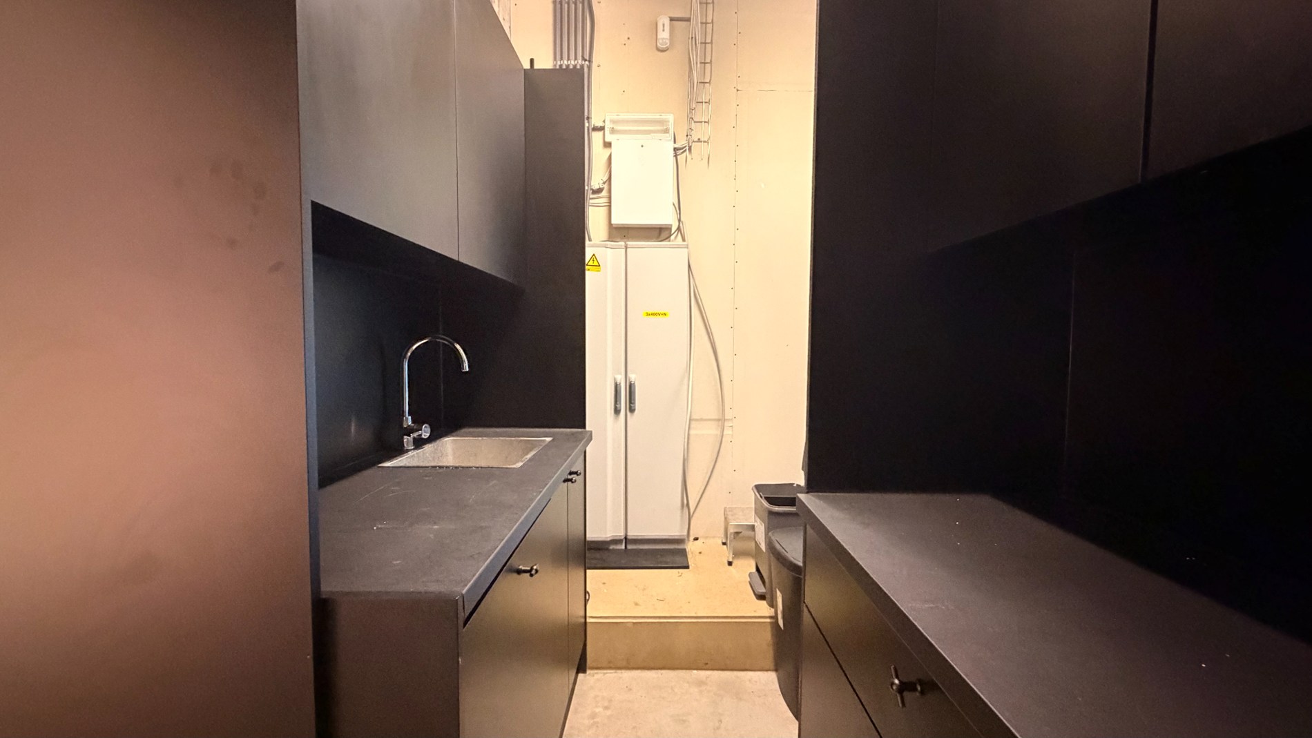 Showroom (B2B) of kantoorruimte te huur aan 't Eilandje in Antwerpen