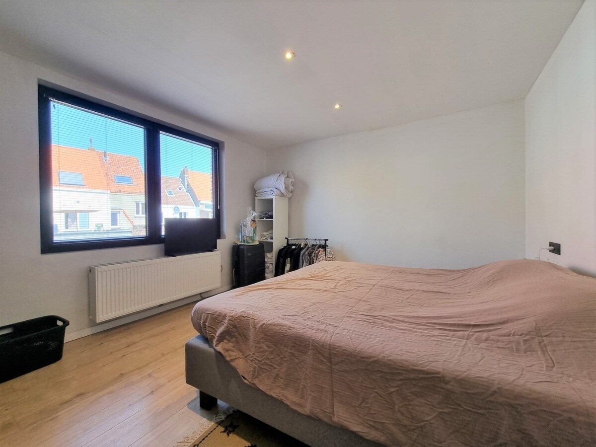 Knap gerenoveerde gezinswoning vlakbij het strand te Heist 