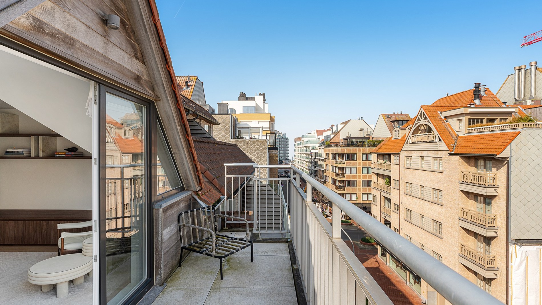 Magnifique appartement duplex rénové avec 3 chambres à vendre à Knokke 