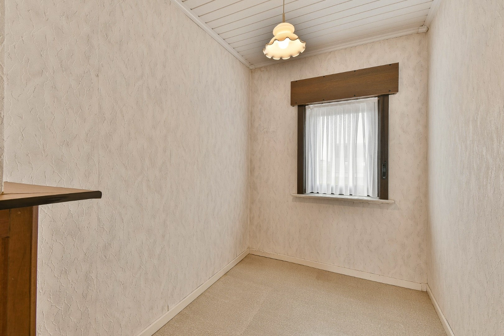 Rijwoning met veel potentieel op centrale ligging 