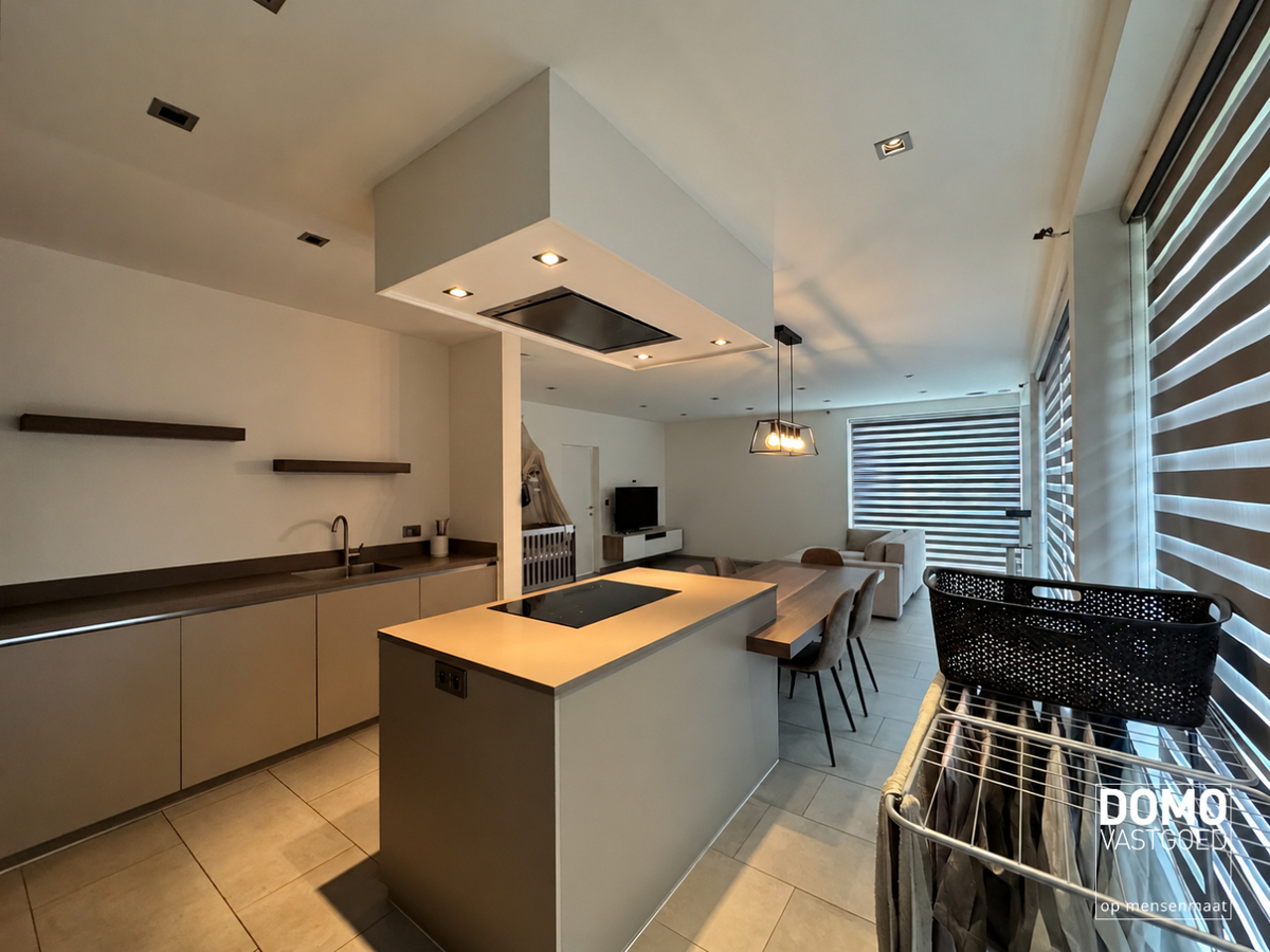 MODERNE WONING MET 3 SLAAPKAMERS, PRAKTIJKRUIMTE EN TUIN TE HUUR IN KERMT! 
