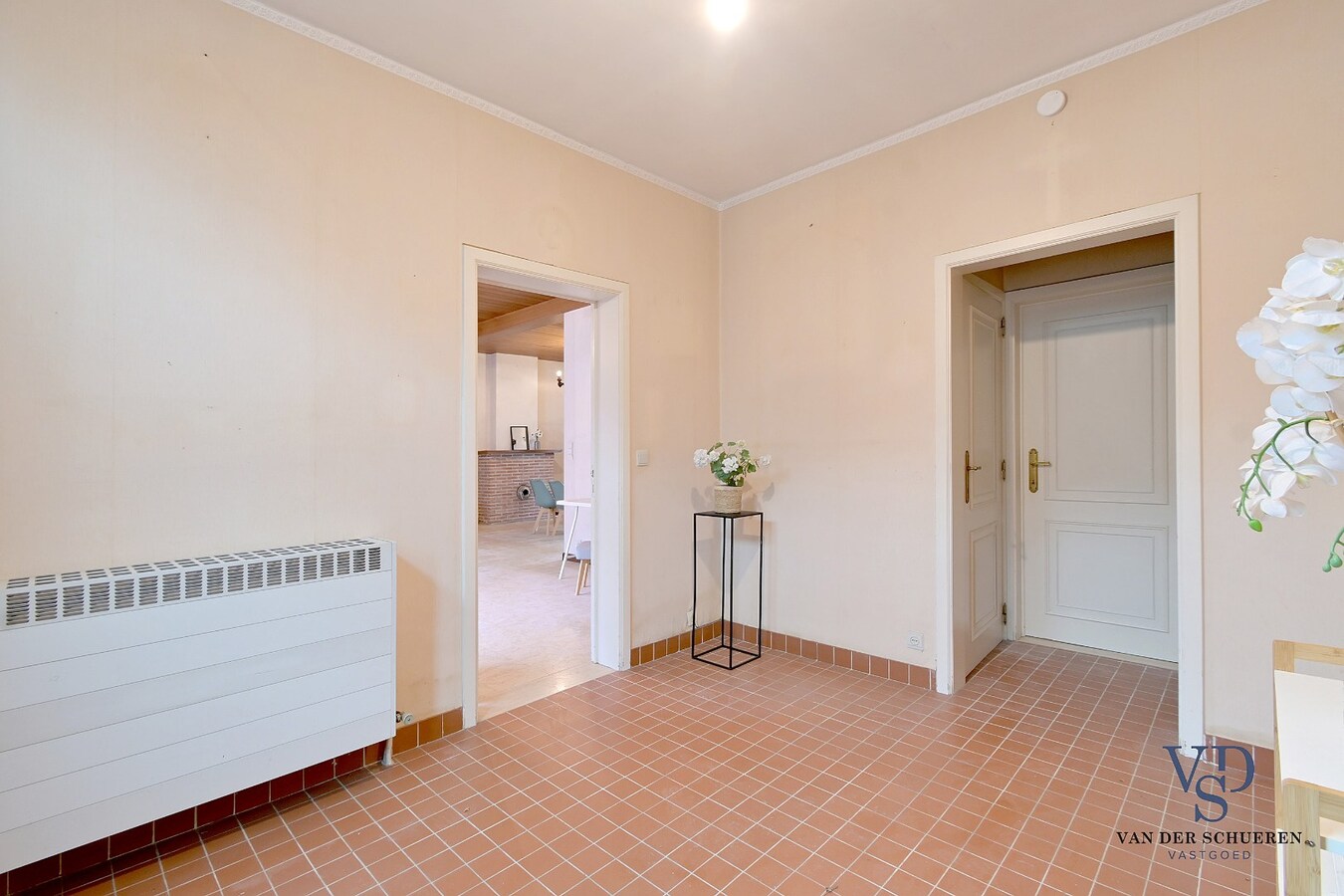 Bijzonder ruime gezinswoning. 