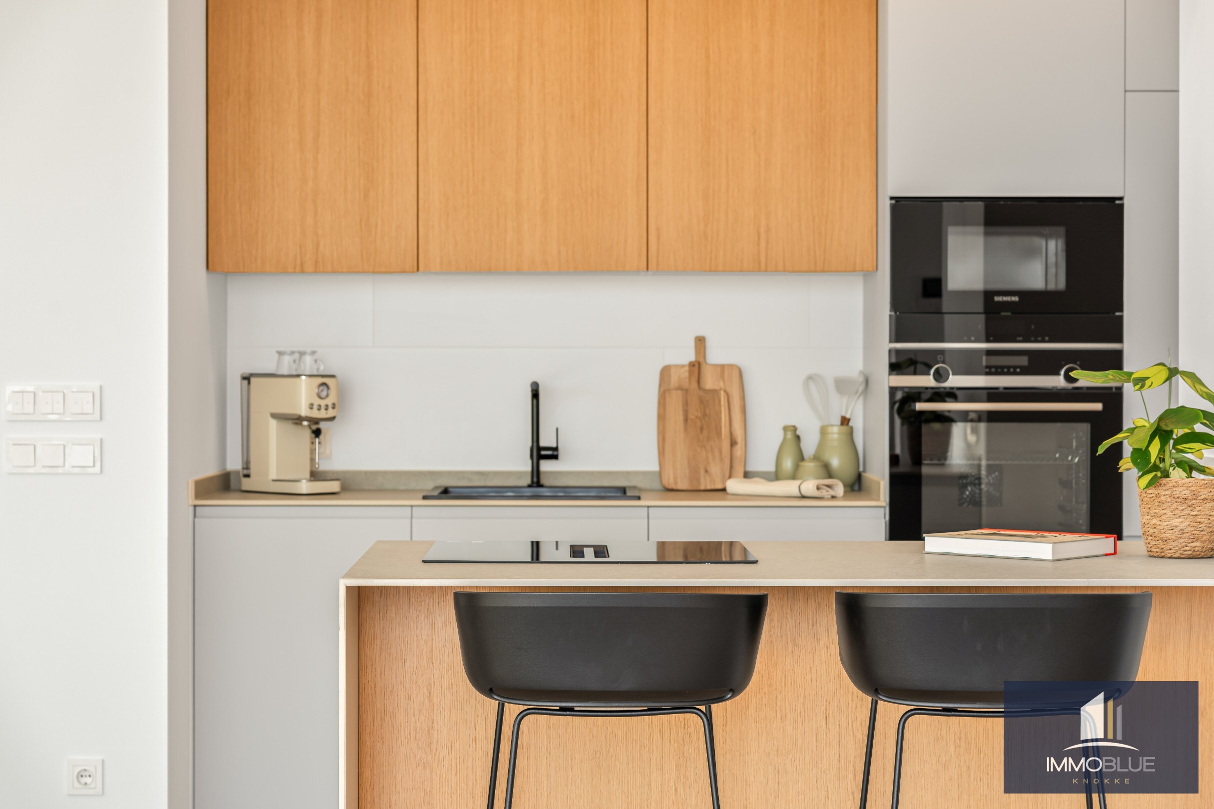 Open en praktisch wonen in mediterrane omgeving. 