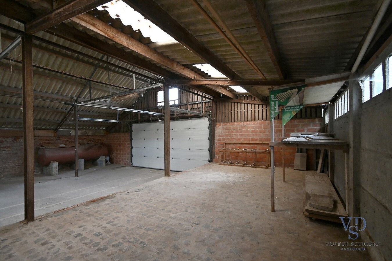 Degelijke eengezinswoning, landelijk gelegen 