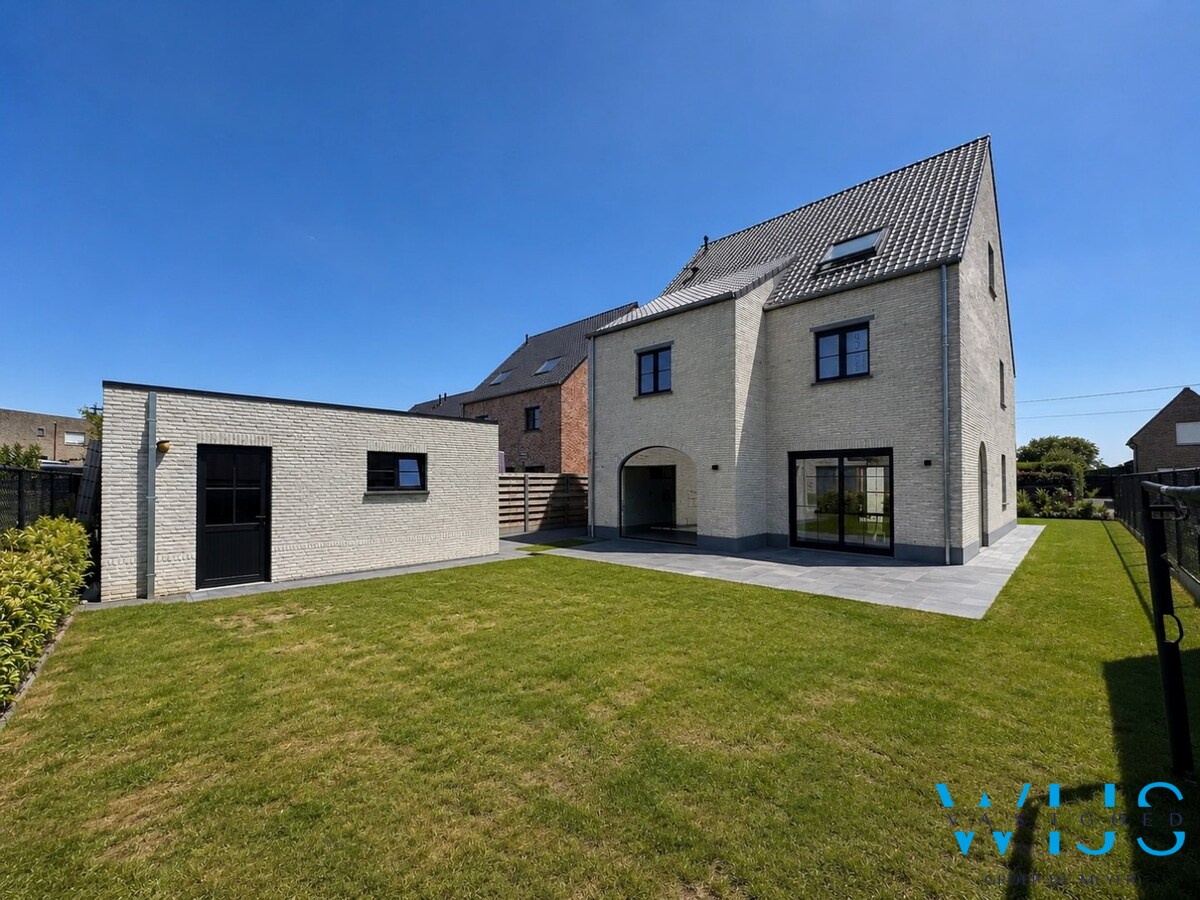 Recente alleenstaande woning (2023) te ASSENEDE 