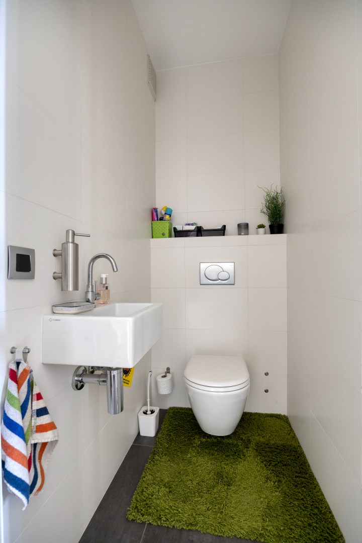 Instapklaar gelijkvloers appartement met 2 slpk. en grote tuin in het centrum van Westerlo-Tongerlo 