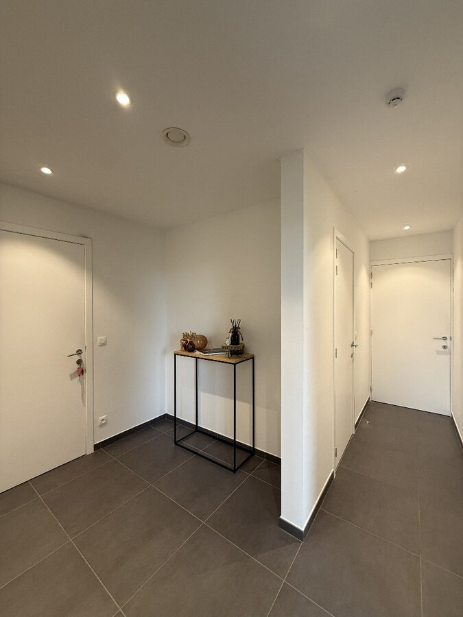 NIEUWE PRIJS! Appartement met 2 slaapkamers 