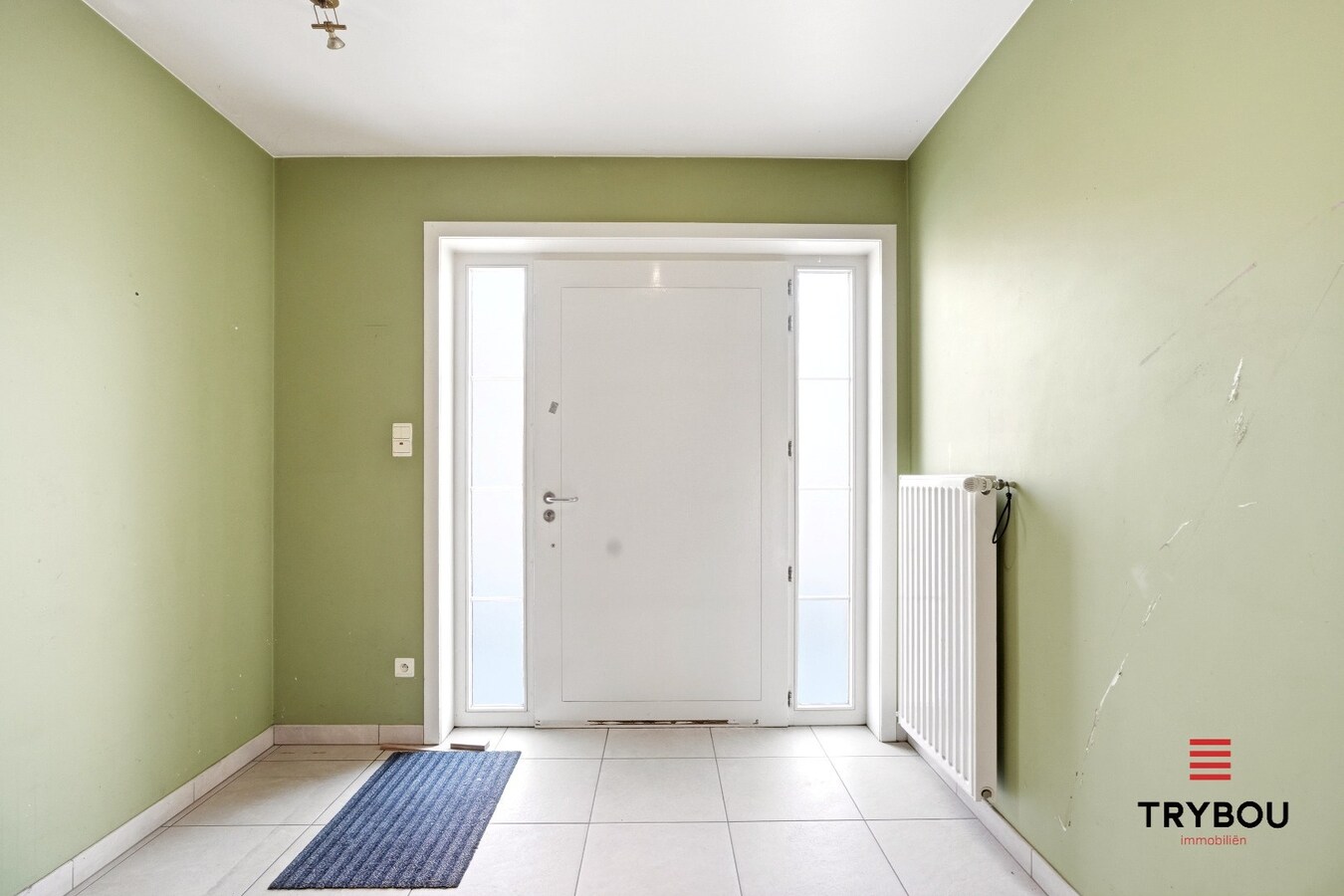 Ruime halfopen woning met 5 slaapkamers te koop in Werken met garage en ruime tuin! 