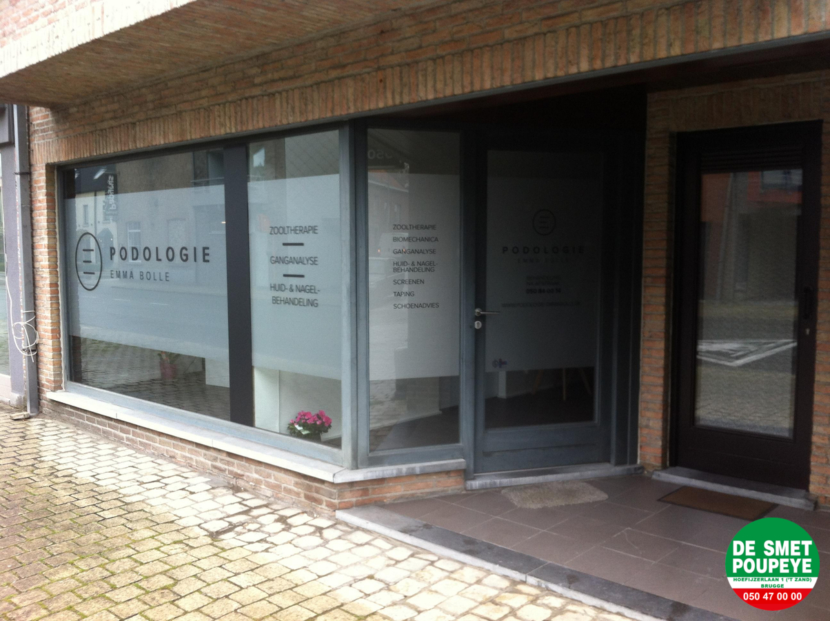 Commerciële winkel verhuurd in Zedelgem