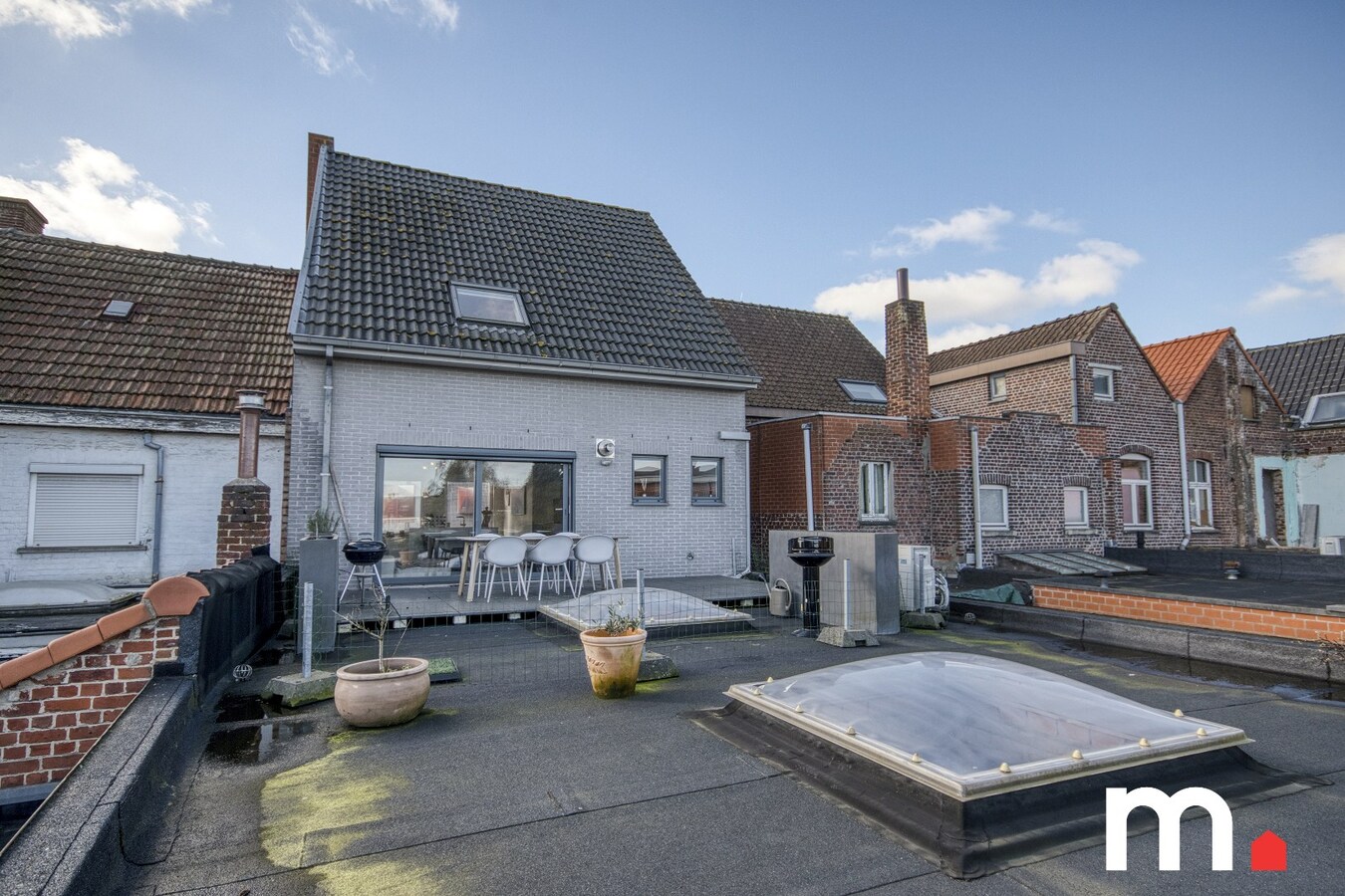 Instapklare woning met aparte woon- en werkunit 