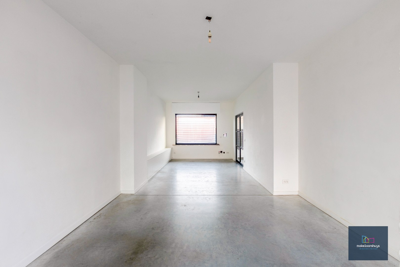 Instapklare eigendom met tuin te Mariakerke 