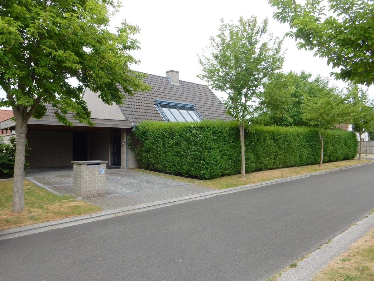 Alleenstaande villa met zonnige tuin op fantastische locatie 